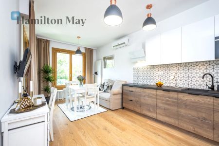 Atrakcyjne, jasne studio z balkonem w centrum - Zdjęcie 5