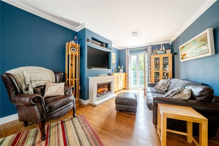 Kingfisher Drive, Waterstone Park, Greenhithe, DA9 9RT - Photo 3