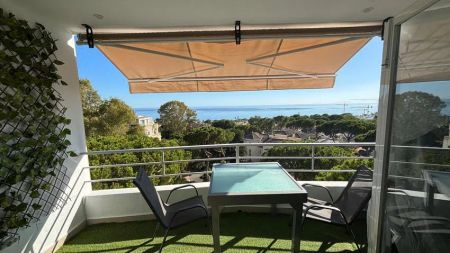 Alquiler de piso en Avenida Playas Andaluzas - Photo 3