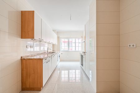 APARTAMENTO T3 NO ESTORIL - Photo 4