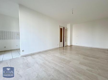 Location Appartement 2 pièces 45m² VILLEURBANNE 69100 - Photo 2