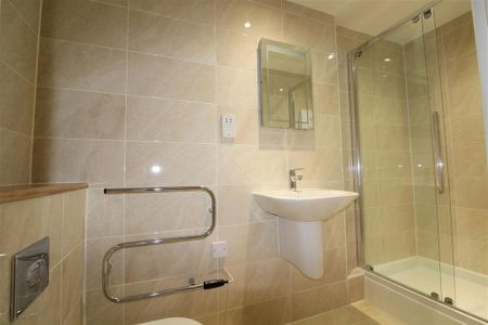 Studio to rent - Photo 5