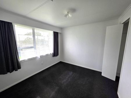 Modernised 2-Bedroom Unit in Popular Westown - Photo 3