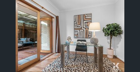 Family Living in a Convenient Glen Waverley Pocket - Photo 2