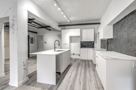 4855 Ch. Queen-Mary, #40B - Photo 5