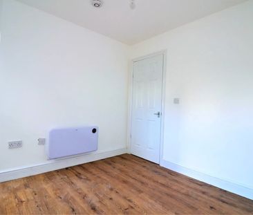 2 Bed Flat, King Street, LU1 - Photo 3