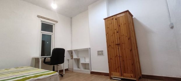 Room in a Shared Flat, Harnall Lane East, CV1 - Photo 1