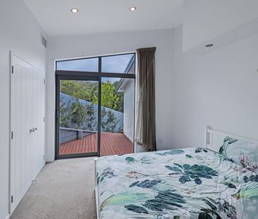 Immaculately presented executive four-bedroom family home - Photo 6