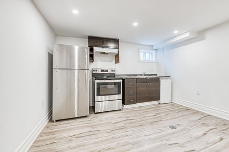 For Lease - 99 Cherrywood Drive Unit# Bsmt, Newmarket, Ontario - Photo 2