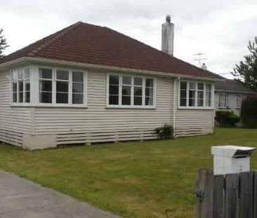 CHURCHILL AVE, MASTERTON 3 BEDROOMS $500p/wk - Photo 2