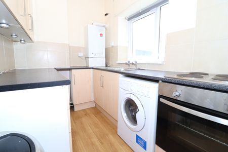 Llanbleddian Gardens, Cathays - Photo 4