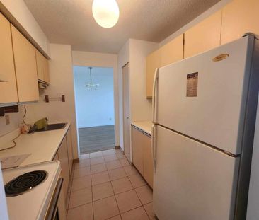 2 CH - 1 SDB - Laval - $1,600 /mo - Photo 2