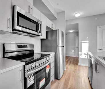 For Lease - 397 Codd's Road Unit# 515, Manor Park - Cardinal Glen a... - Photo 1