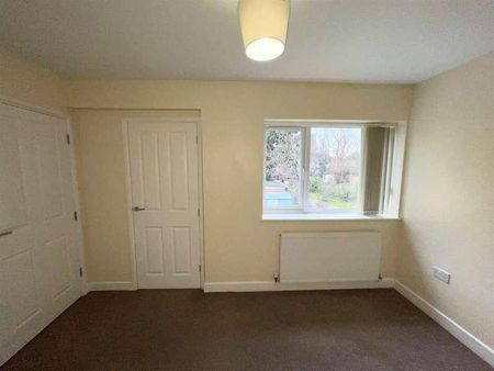 Haslucks Green Road, Shirley, Solihull, B90 - Photo 5