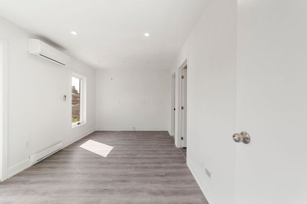 For Lease - 531 Delaware Avenue Unit# 2FL, Toronto, Ontario - Photo 1