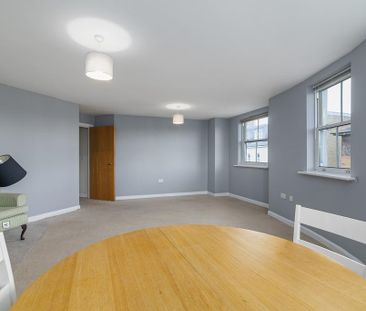 2 bedroom flat to rent - Photo 4
