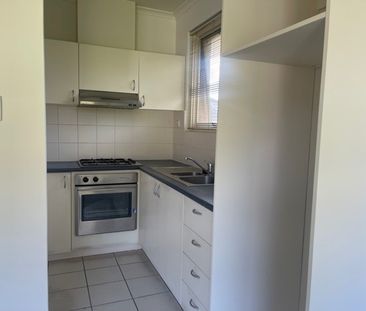 5 / 41 Normanby Road, CAULFIELD NORTH - Photo 4