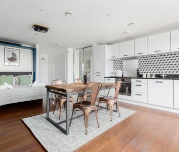 Studio to rent - Photo 1