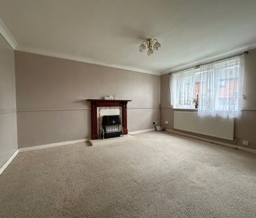 2 bedroom mews to rent - Photo 6