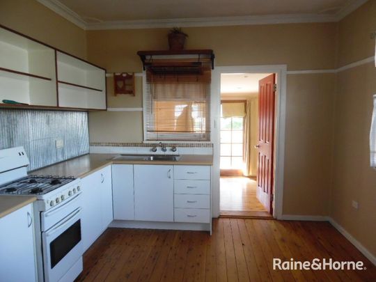 43 Stewart Street, Bathurst, NSW 2795 - Photo 1