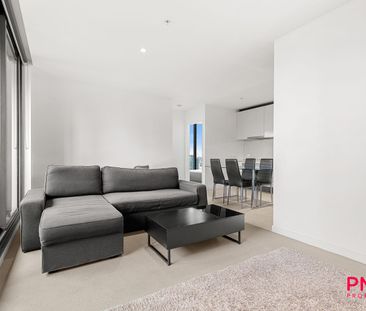 Partially furnished apartment in Upper West Side - Photo 2