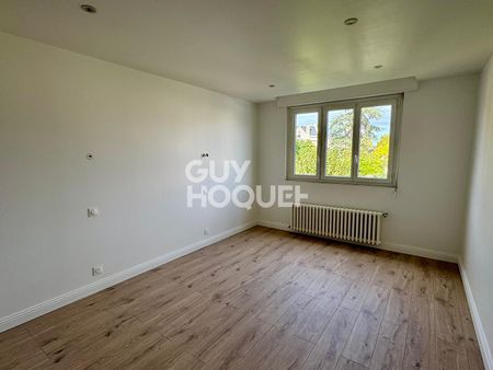 Location Appartement 5 pièces 92m² - Photo 4