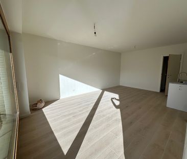 Prachtig nieuwbouwappartement met 2 slk, 2 terrassen en parking - Foto 1