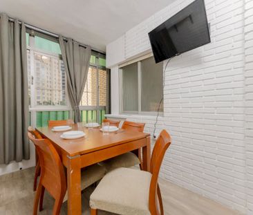 Cozy and bright room on Avenida Peñarrocha - Photo 6
