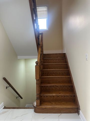 For Lease - 80 Farthingale Crescent, Brampton, Ontario - Photo 5