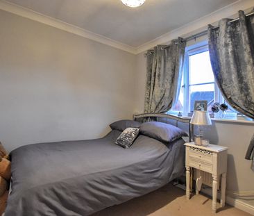 Spruce Avenue, CM6, Dunmow - Photo 2