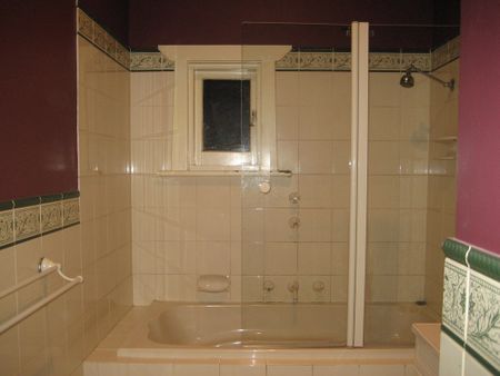 5-bedroom shared house / townhouse, hOUNSLOW AVE COWANDILLA - Photo 5