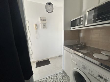 Location Appartement 1 pièce 23m² TROYES 10000 - Photo 5