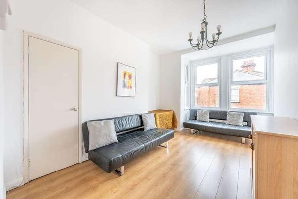 Rockhall Road, Cricklewood, NW2 - Photo 1