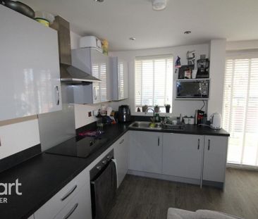 2 bedroom apartment to rent - Photo 4