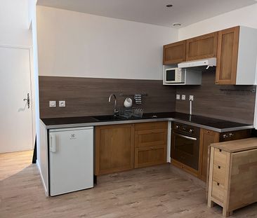 Location appartement 1 pièce, 25.48m², Rochefort - Photo 2