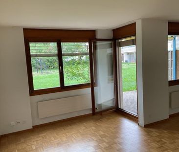 "Wohnung mit 2 Aussensitzplätze im Grünen in der nähe vom Bahnhof u... - Photo 4