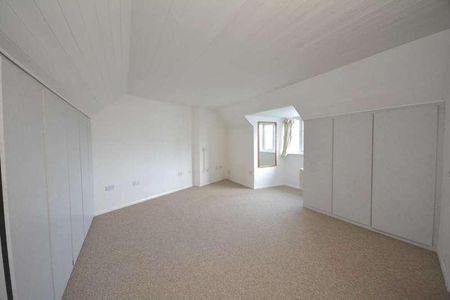 Sycamore Road, Amersham, HP6 - Photo 5