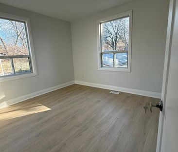 For Lease - 156 Westside Drive Unit# MAIN, Oakville, Ontario - Photo 5