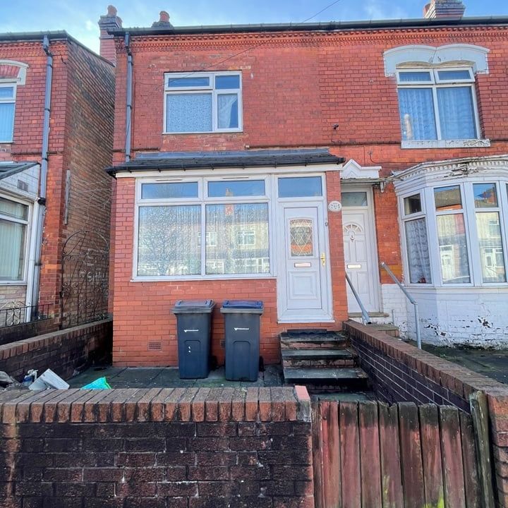 3 Bed Terraced House, Swanage Road, B10 - Photo 1