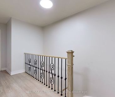 Townhouse For Lease | E8073906 - Photo 2