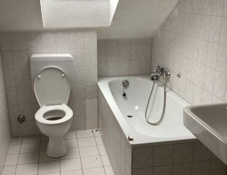 3-Zimmer-Dachgeschoss-Wohung im schönen Emscherblick! - Photo 1