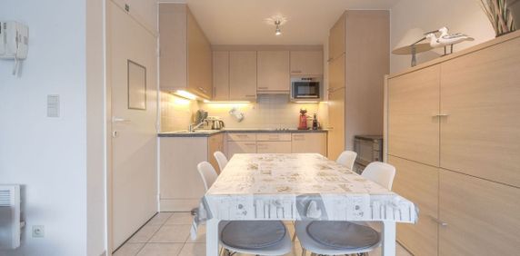 Appartement te huur in Nieuwpoort voor € 675 met 1 slaapkamer - Photo 2