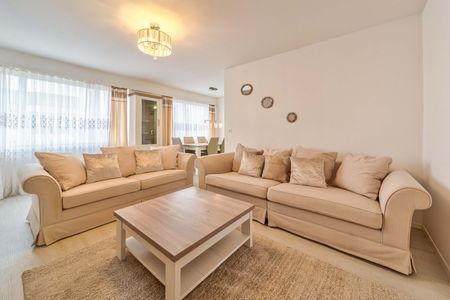 Renovierte 3.5-Zimmer-Wohnung in Pratteln mit Balkon - Photo 2