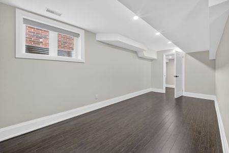 For Lease - 38 York Road, Toronto, Ontario - Photo 4