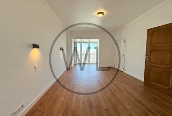 Apartamento T5+1 em Lisboa