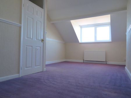 North Road, Chesterfield - Photo 3