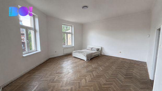 Pronájem bytu 2+1 66 m² - Photo 1