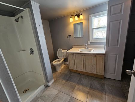 For Lease - 74 Charleston Side Road, Caledon, Ontario - Photo 5