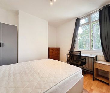 South Road, Englefield Green, Egham, Surrey, TW20 0RL - Photo 2