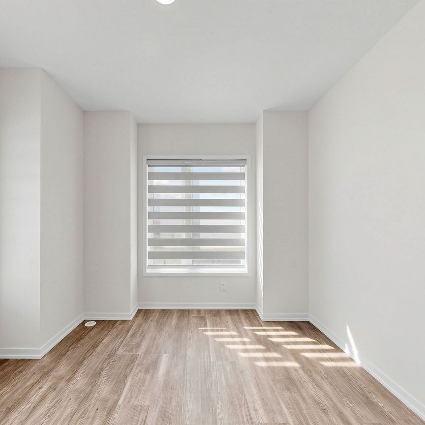 For Lease - 1430 19th Avenue, Richmond Hill, Ontario - Photo 1